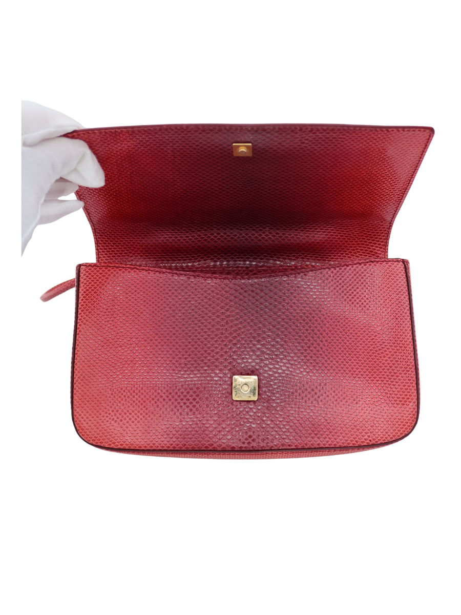 Gucci Vintage Red Lizard-Textured Leather Flap Shoulder Bag with Gold Bar