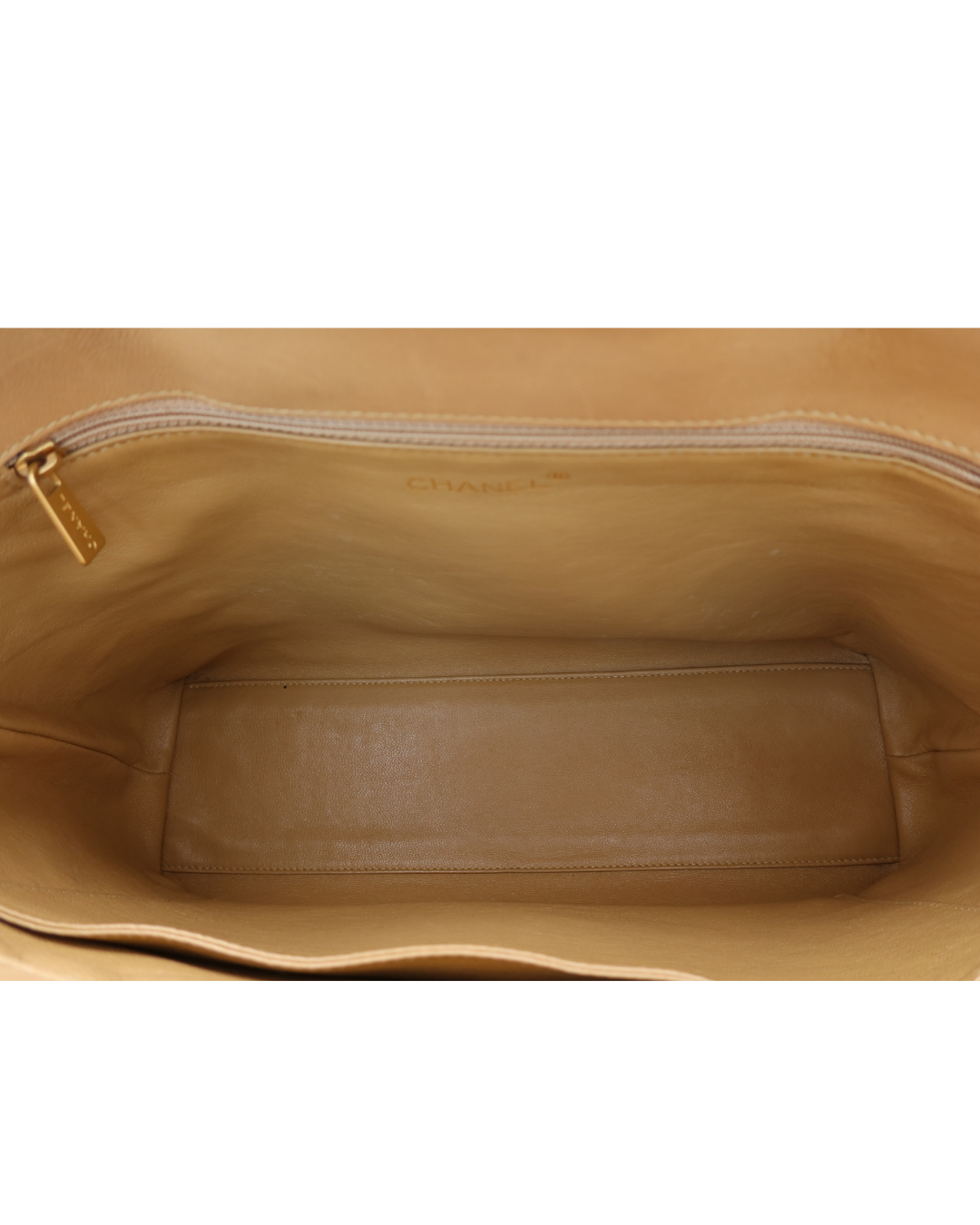 Chanel Vintage Tan Quilted Lambskin Wood Handle Bag 2000–2002