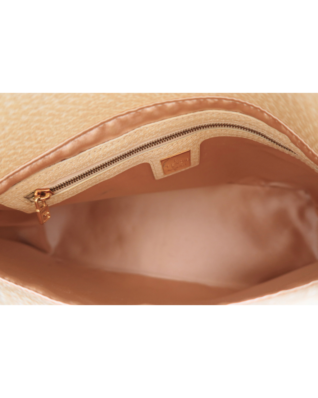 Fendi Mama Baguette Cream Speckled Leather Shoulder Bag with Pink and Gold Buckle
