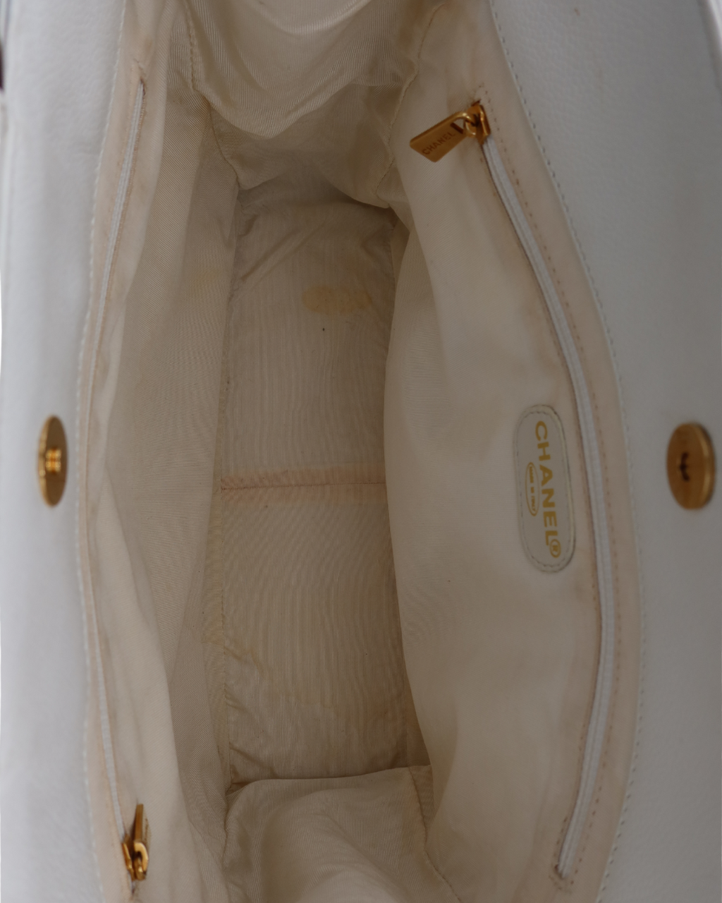 Chanel Vintage White Caviar Leather Handbag with Wood Handles 1997-1999